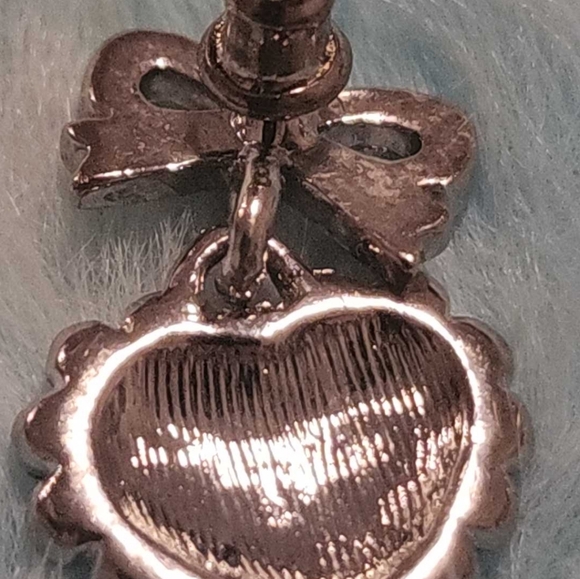 Earrings, fashion, heart, bows and rhinestones - Picture 3 of 4
